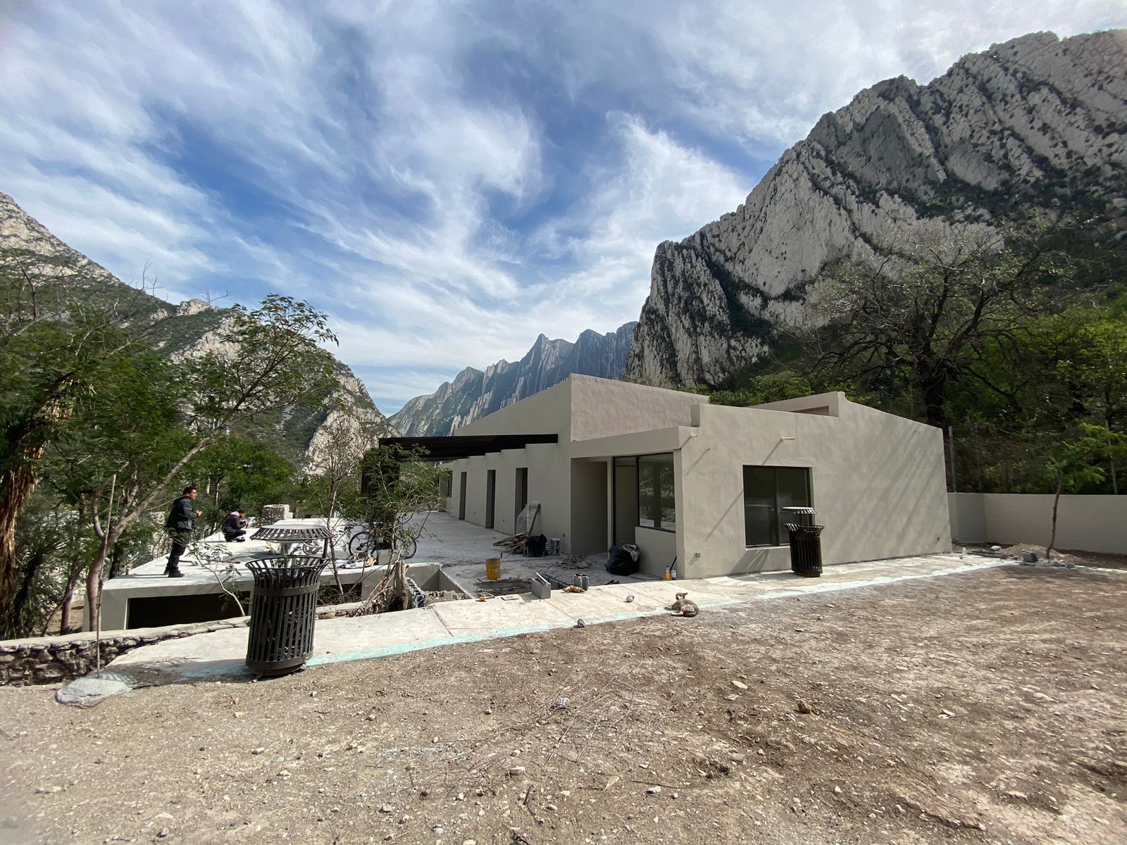 AVANZAN OBRAS DE CAMPAMENTO BASE EN LA HUASTECA